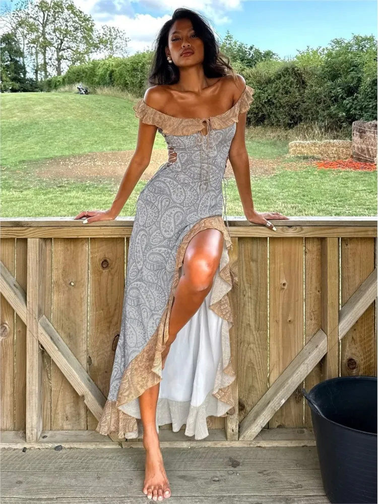2025 New Autumn Temperament One-line Collar Sexy Slim Suspender Dress Contrast Off Shoulder Vestidos Temperament Fashion Trendy
2025 New Autumn Temperament One-line Collar Sexy Slim Suspender Dress Contrast Off Shoulder Vestidos Temperament Fashion Trendy