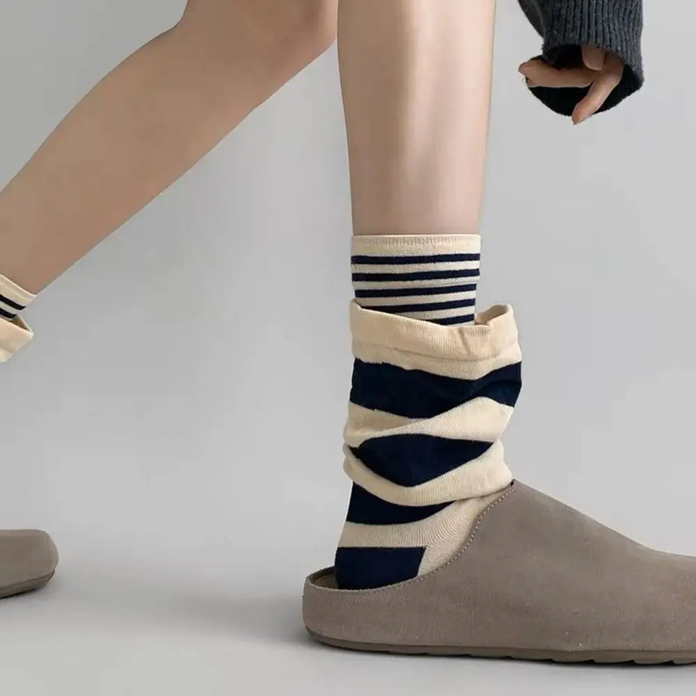 Новые вязаные полые носки до середины икры, теплые дышащие длинные носки-трубочки, повседневные уличные носки-трубы в стиле Харадзюку, осень-зима
Новые вязаные полые носки до середины икры, теплые дышащие длинные носки-трубочки, повседневные уличные носки-трубы в стиле Харадзюку, осень-зима