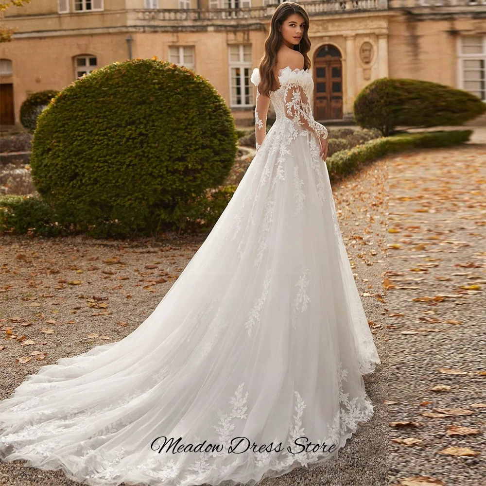 High Quality Appliques Tulle Bridal Gown Fashion A-Line Long Sleeves Vestido De Novia Dreamy Customized Sweetheart Wedding Dress
High Quality Appliques Tulle Bridal Gown Fashion A-Line Long Sleeves Vestido De Novia Dreamy Customized Sweetheart Wedding Dress