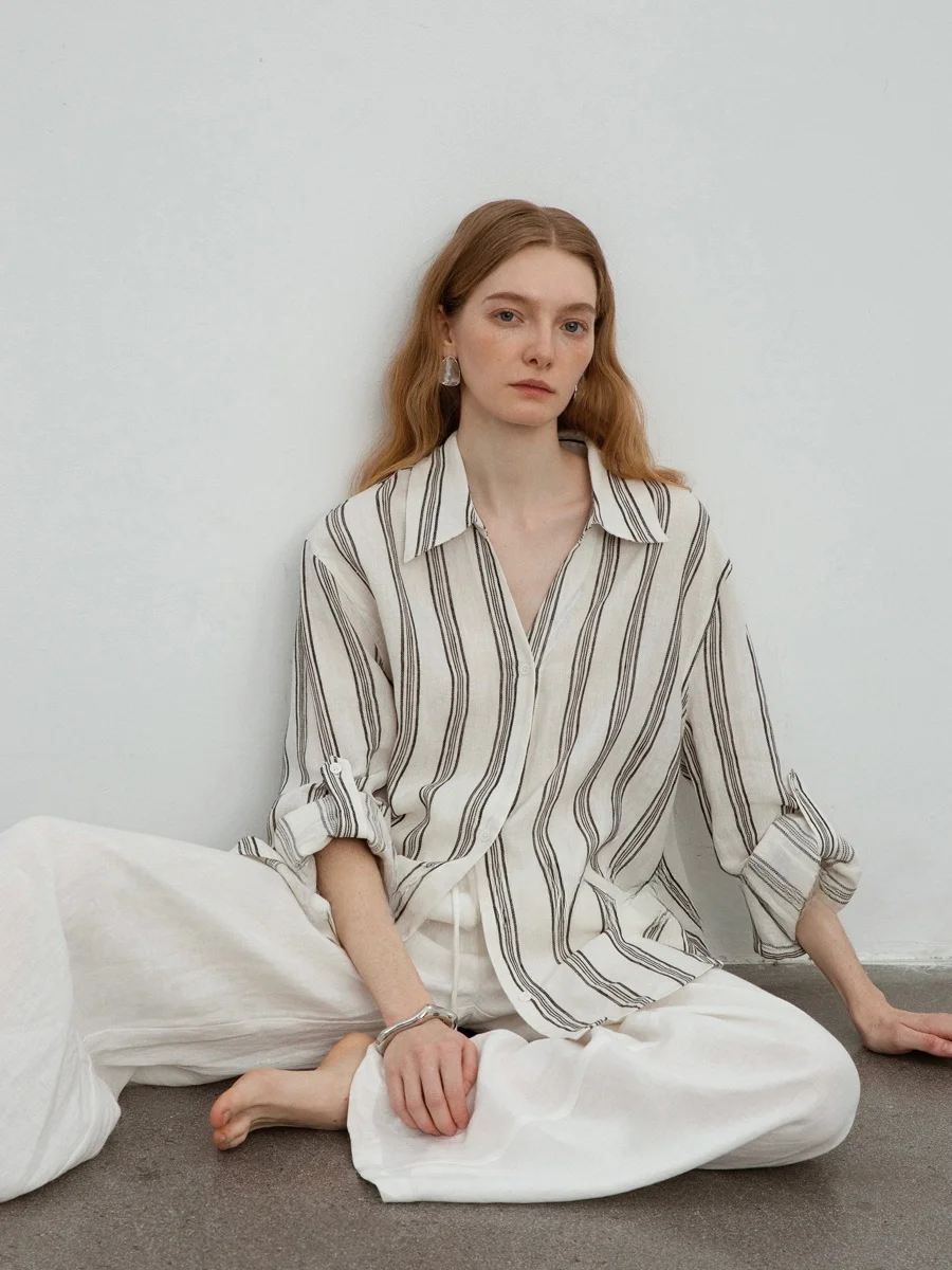 Женская повседневная льняная рубашка COUNTONME с V-образным вырезом, в полоску, свободного кроя, с длинным рукавом, для бизнеса и отдыха, лето 2025
Женская повседневная льняная рубашка COUNTONME с V-образным вырезом, в полоску, свободного кроя, с длинным рукавом, для бизнеса и отдыха, лето 2025