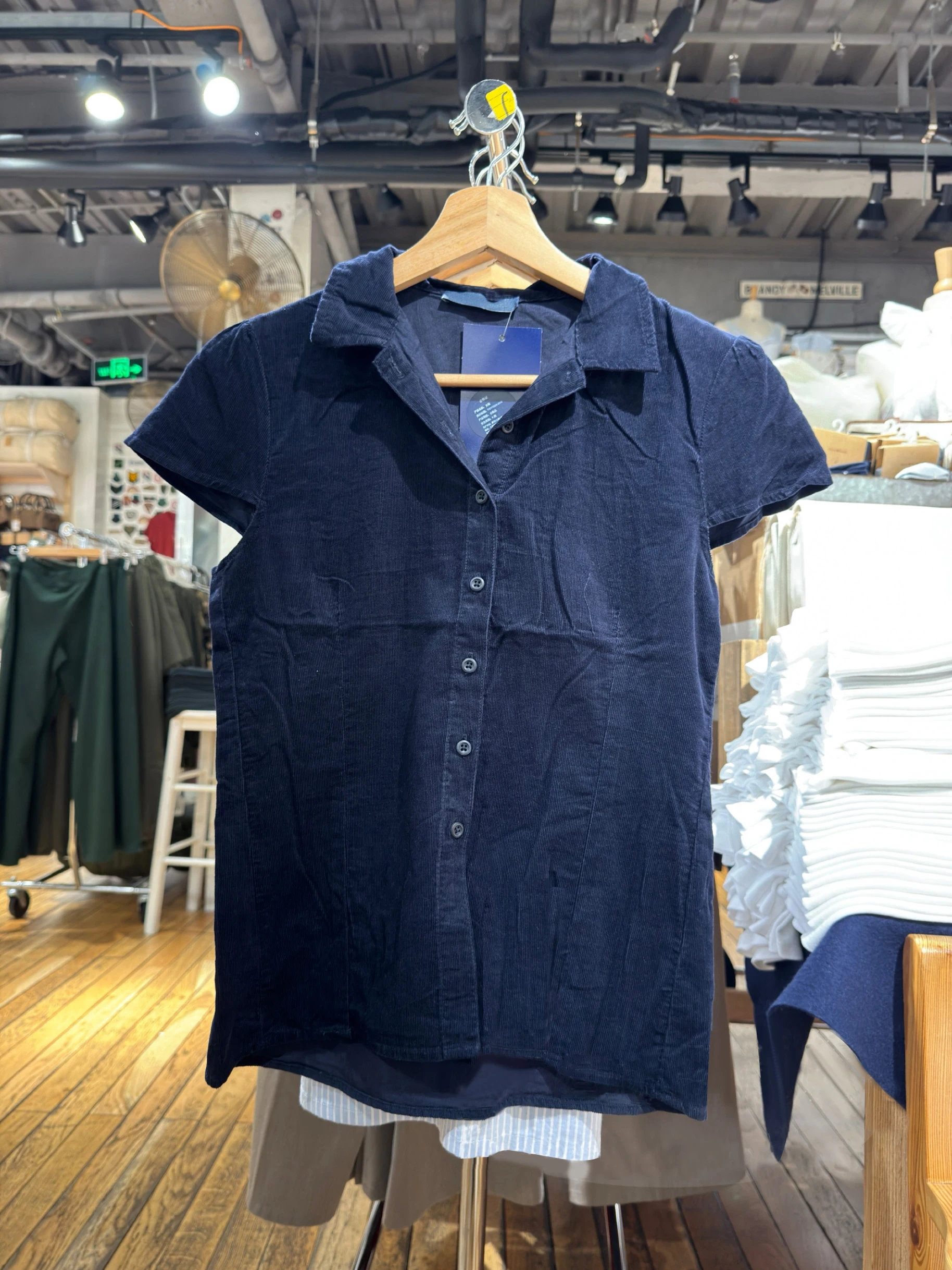 Navy Corduroy Short Sleeve Blouse Women Summer Turndown Collar Single Breasted Slim Blouses Sweet Vintage Casual Chic Shirt Tops
Navy Corduroy Short Sleeve Blouse Women Summer Turndown Collar Single Breasted Slim Blouses Sweet Vintage Casual Chic Shirt Tops
