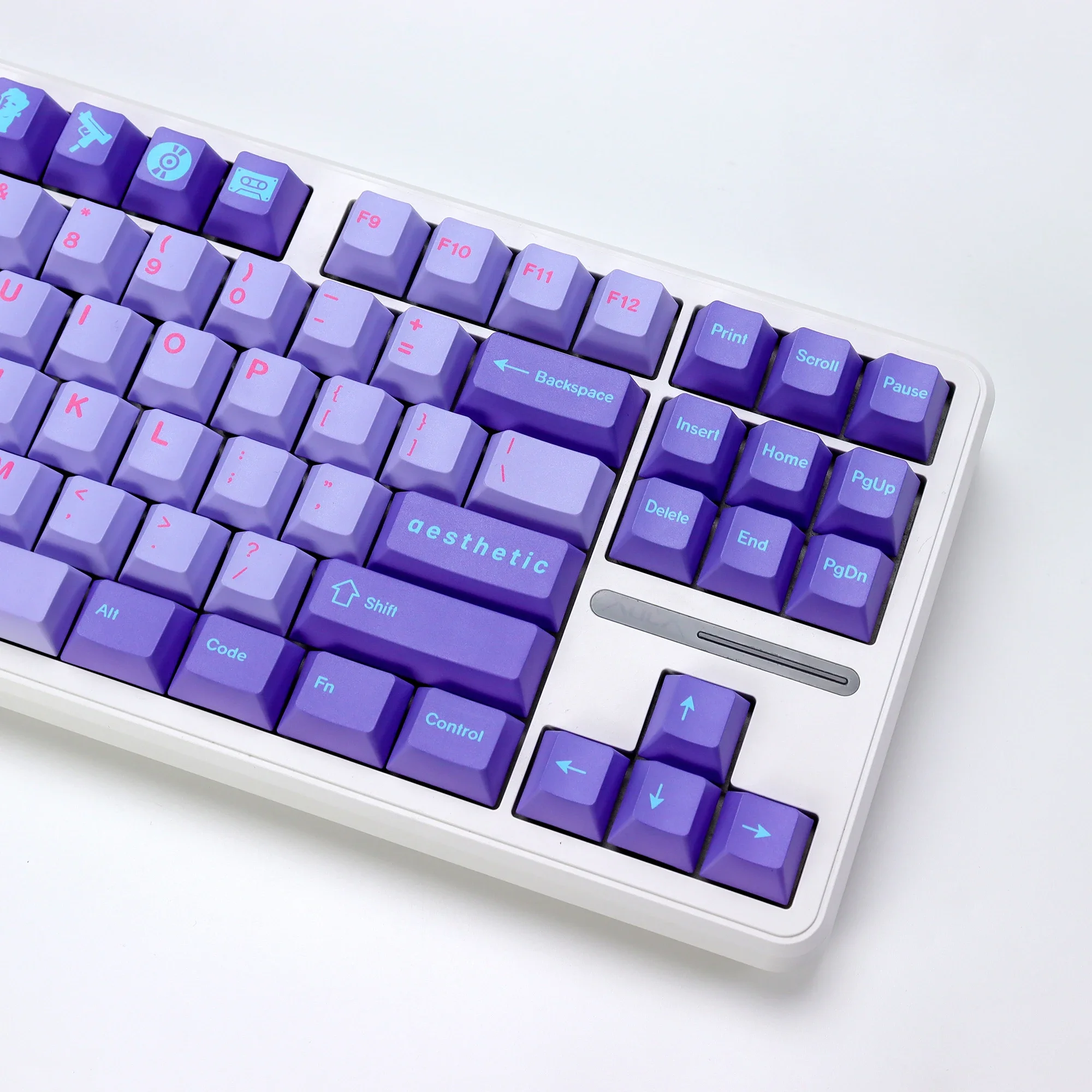 Набор колпачков для клавиш KBDiy GMK Vaporwave, фирменный вишневый профиль, фиолетовая механическая игровая клавиатура, колпачок для клавиш PBT 143, клавиши для MX Switch aula F87 F108 F99 Pro ACE60 ACE68 RAINY75 AK74
Набор колпачков для клавиш KBDiy GMK Vaporwave, фирменный вишневый профиль, фиолетовая механическая игровая клавиатура, колпачок для клавиш PBT 143, клавиши для MX Switch aula F87 F108 F99 Pro ACE60 ACE68 RAINY75 AK74