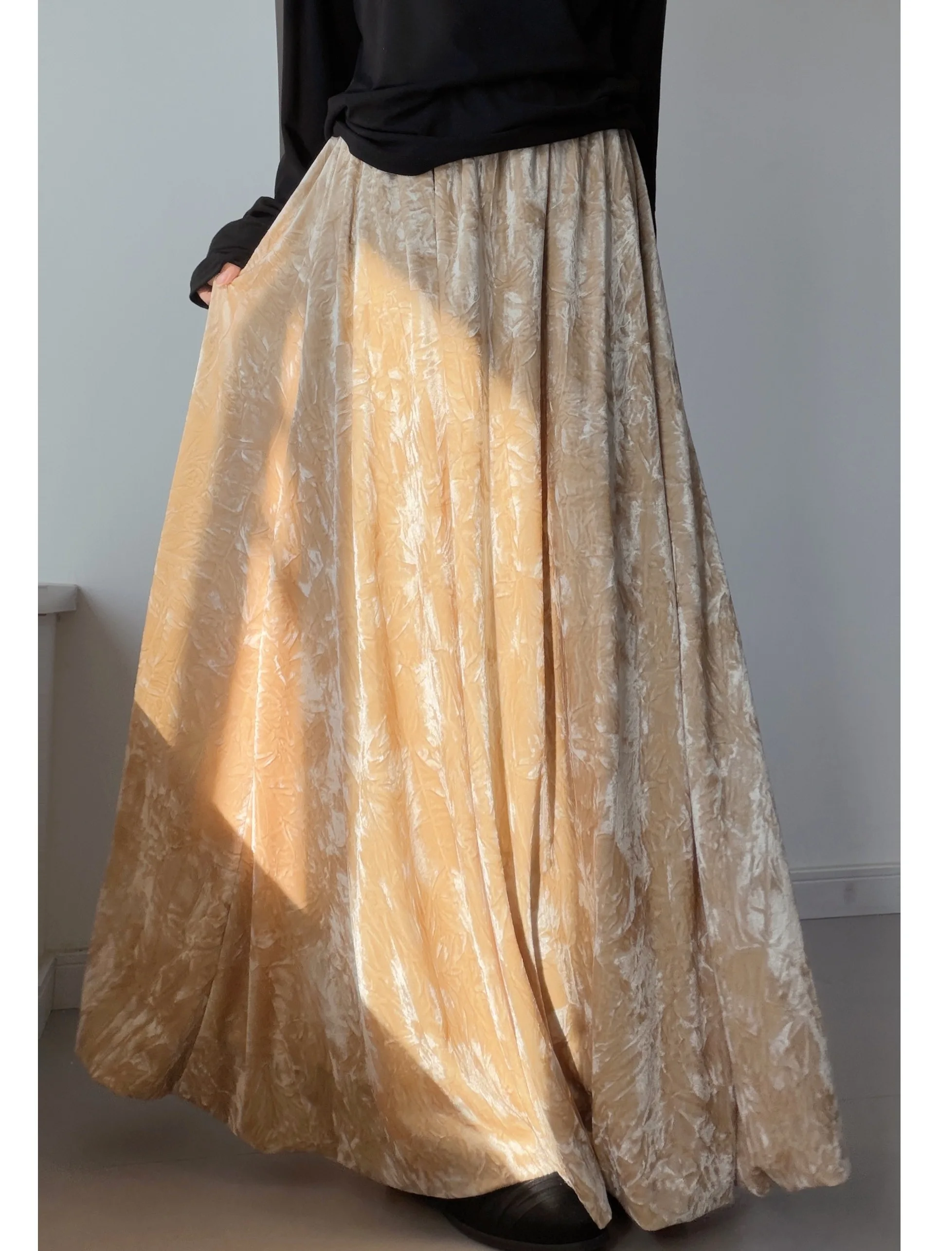 Elegant Velvet Half Skirt Women's Fluffy Bouffant Gown Gentle Large Swing Retro Embroidery Golden Silk Velvet Skirt
Elegant Velvet Half Skirt Women's Fluffy Bouffant Gown Gentle Large Swing Retro Embroidery Golden Silk Velvet Skirt