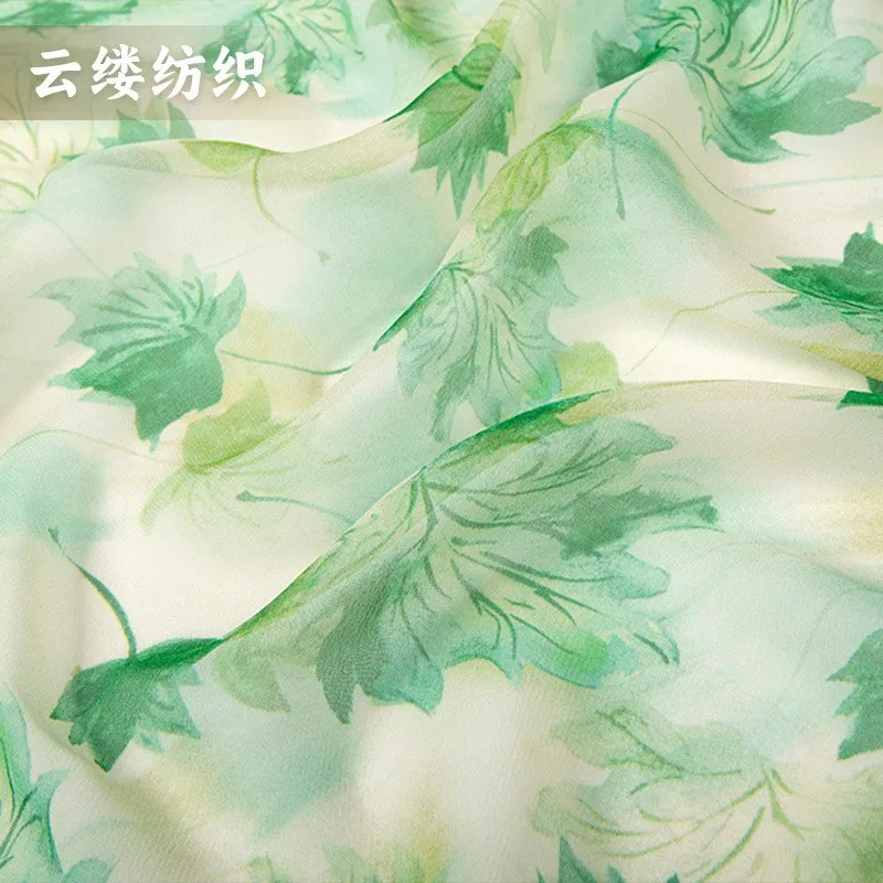 Silk georgette misty and floral chiffon soft skin-friendly design women's fabric
Silk georgette misty and floral chiffon soft skin-friendly design women's fabric