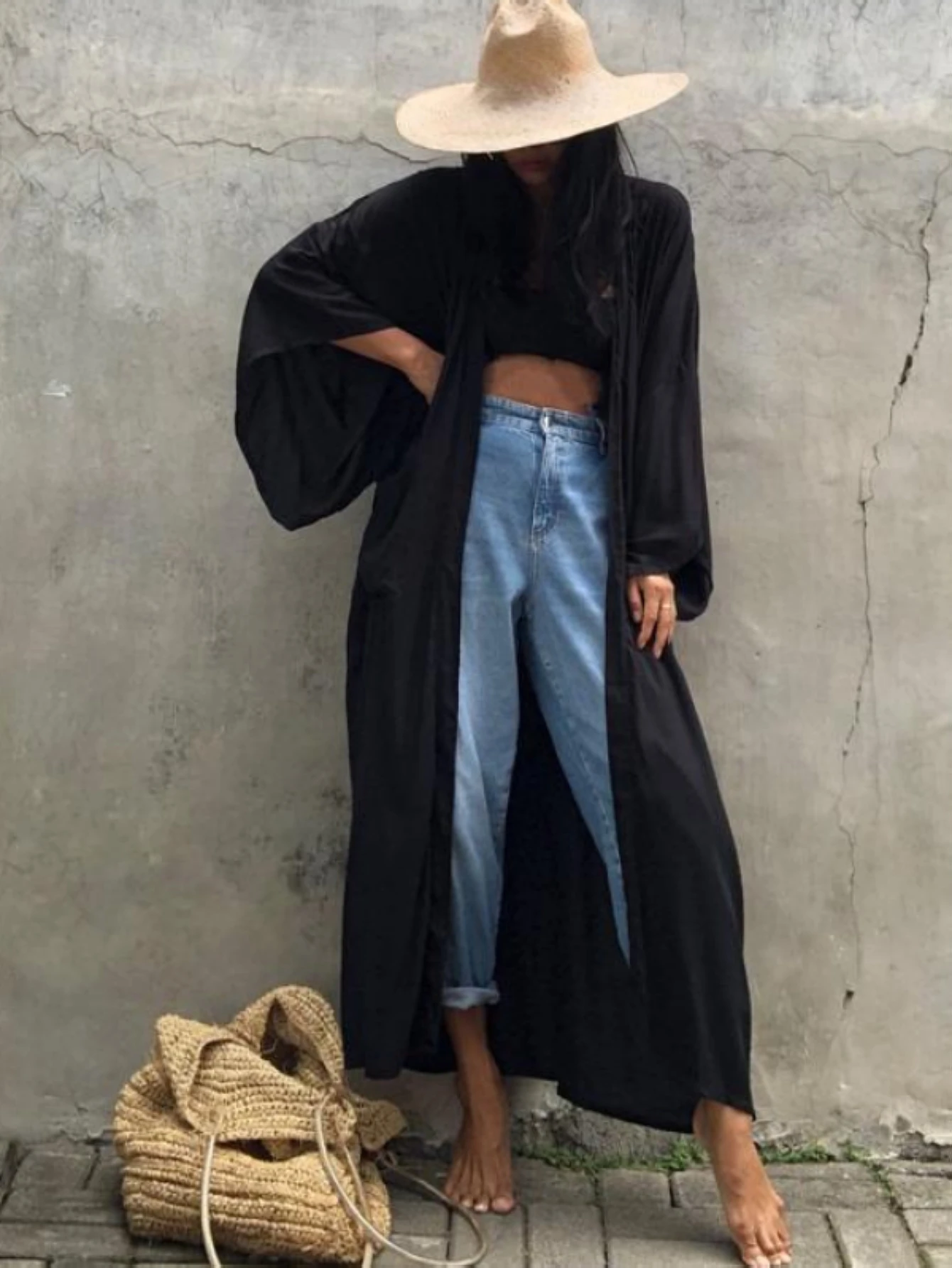 Women's Black Kimono Robe, Open Front Long Cardigan, Flowy Batwing Sleeve Swimsuit Coverup for Beach
Women's Black Kimono Robe, Open Front Long Cardigan, Flowy Batwing Sleeve Swimsuit Coverup for Beach
