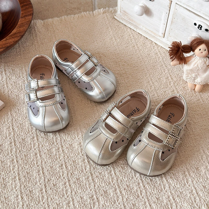 2026 Children's Sandals Korean Style Fashion New Soft Sole Leather Shoes Simple Design Pearl Detailing Mesh Kid's Shoes
2026 Children's Sandals Korean Style Fashion New Soft Sole Leather Shoes Simple Design Pearl Detailing Mesh Kid's Shoes