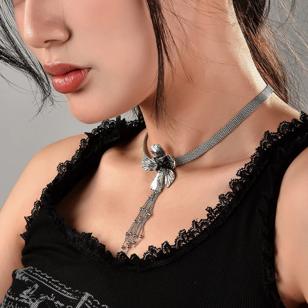 Flower Tassel Choker Necklace Metal Chain for Women Girls Wedding Party Jewelry Clavicle Chains Gifts Accessories
Flower Tassel Choker Necklace Metal Chain for Women Girls Wedding Party Jewelry Clavicle Chains Gifts Accessories