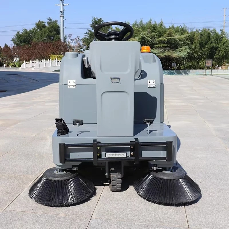 Mini Compact Electric 3 Wheels Sweeper Machine Small Battery Ride on Floor Sweeper for Narrow Street Warehouse
Mini Compact Electric 3 Wheels Sweeper Machine Small Battery Ride on Floor Sweeper for Narrow Street Warehouse