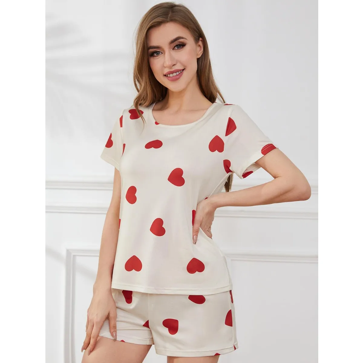 Summer Women Pajama Short Sleeve Heart Print Sleepwear Set Matching Shorts Elastic Waist Loungewear Set Two Piece Loose Fit
Summer Women Pajama Short Sleeve Heart Print Sleepwear Set Matching Shorts Elastic Waist Loungewear Set Two Piece Loose Fit