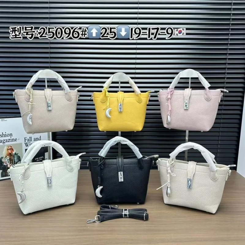 High-End Textured Leather Tote Bag Women Handbag Designer Shoulder Crossbody Purse Satchel Diaper Bag
High-End Textured Leather Tote Bag Women Handbag Designer Shoulder Crossbody Purse Satchel Diaper Bag