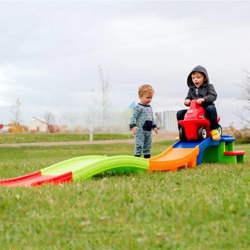 Игрушки для малышей и гоночные дорожки, роликовые подставки вверх и вниз.
Игрушки для малышей и гоночные дорожки, роликовые подставки вверх и вниз.