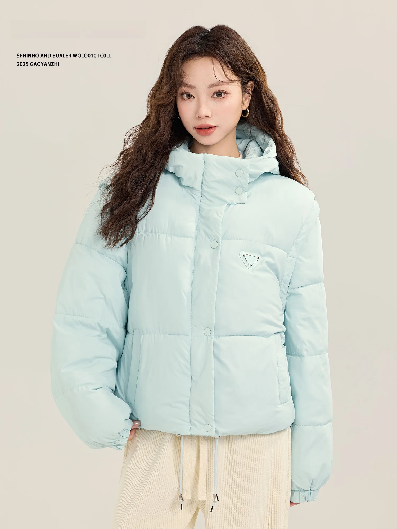 Теплая синяя хлопковая парка-куртка женская зимняя новая, утепленная, с длинными рукавами, из хлопка, утолщенная, красивая, в стиле Gao Yanzhi
Теплая синяя хлопковая парка-куртка женская зимняя новая, утепленная, с длинными рукавами, из хлопка, утолщенная, красивая, в стиле Gao Yanzhi