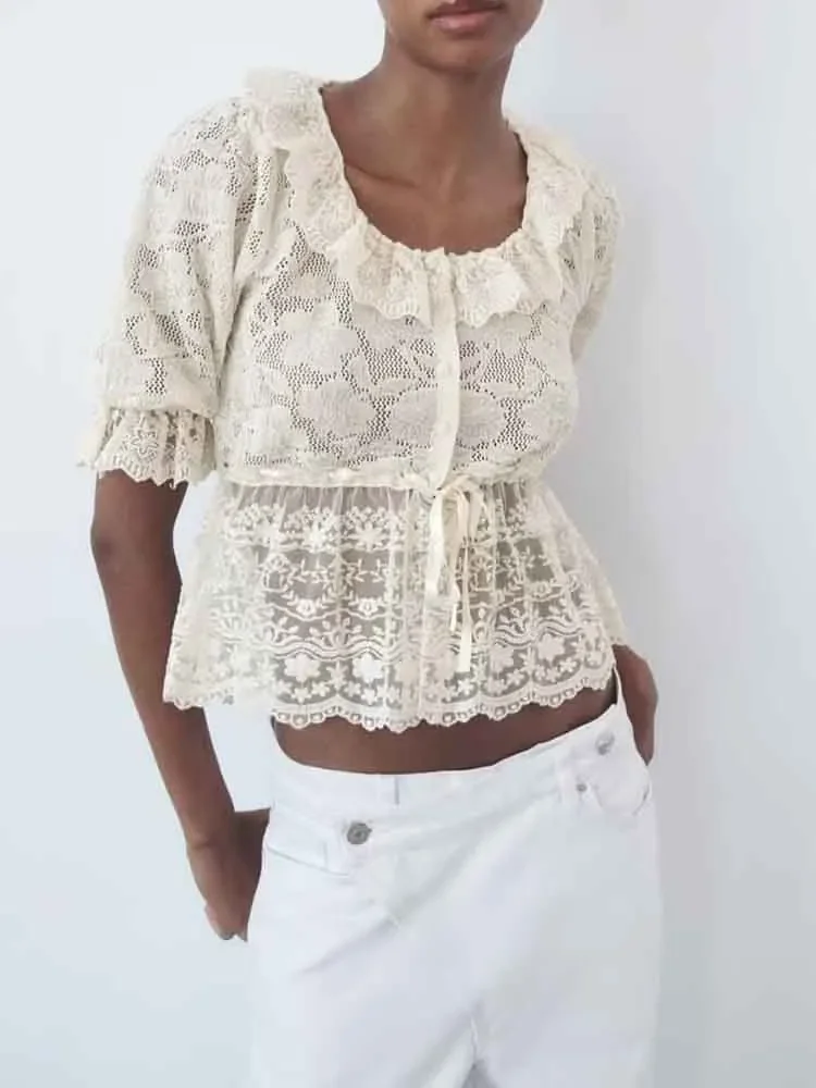 European style new women's fashion versatile simple temperament lace decoration knitted square collar top
European style new women's fashion versatile simple temperament lace decoration knitted square collar top