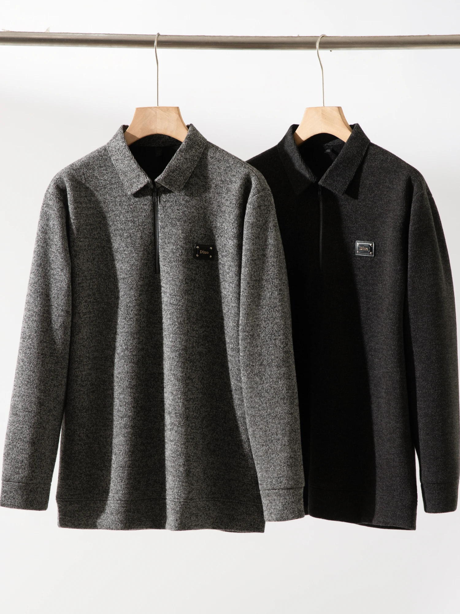 Мягкий утепленный повседневный вязаный свитер для мужчин с воротником-стойкой на молнии, универсальная теплая одежда для осени и зимы
Мягкий утепленный повседневный вязаный свитер для мужчин с воротником-стойкой на молнии, универсальная теплая одежда для осени и зимы