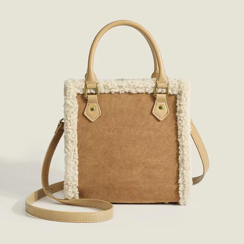 Niche design new lamb plush bag fashionable simple large capacity portable tote bag high quality shoulder bag tote bag
Niche design new lamb plush bag fashionable simple large capacity portable tote bag high quality shoulder bag tote bag