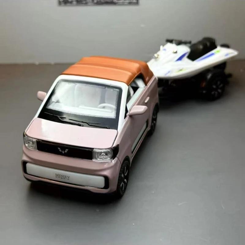 Машинка-модель WULING Mini Convertible 1:24 с мотором, из литого металла, со звуком и светом, откатным механизмом, коллекционная, детская игрушка, подарок
Машинка-модель WULING Mini Convertible 1:24 с мотором, из литого металла, со звуком и светом, откатным механизмом, коллекционная, детская игрушка, подарок