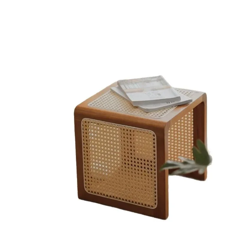 Japanese-style solid wood rattan square stool, sofa bedside table, shoe changing stool
Japanese-style solid wood rattan square stool, sofa bedside table, shoe changing stool