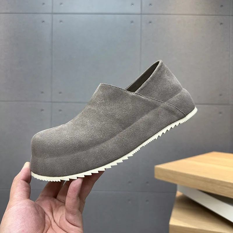 British Style Cow Suede Slip on Loafers Men's Leather Shoes Breathable Casual Oxfords Thick Sole Work Formal Retro Commuting
British Style Cow Suede Slip on Loafers Men's Leather Shoes Breathable Casual Oxfords Thick Sole Work Formal Retro Commuting