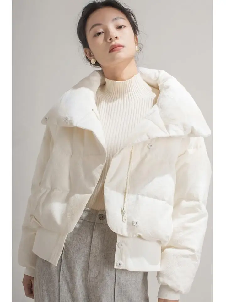 Original Hide Retro Winter Chic mat Stand Collar ort White Du down INS Women's Jaet Lightweight down Coat
Original Hide Retro Winter Chic mat Stand Collar ort White Du down INS Women's Jaet Lightweight down Coat