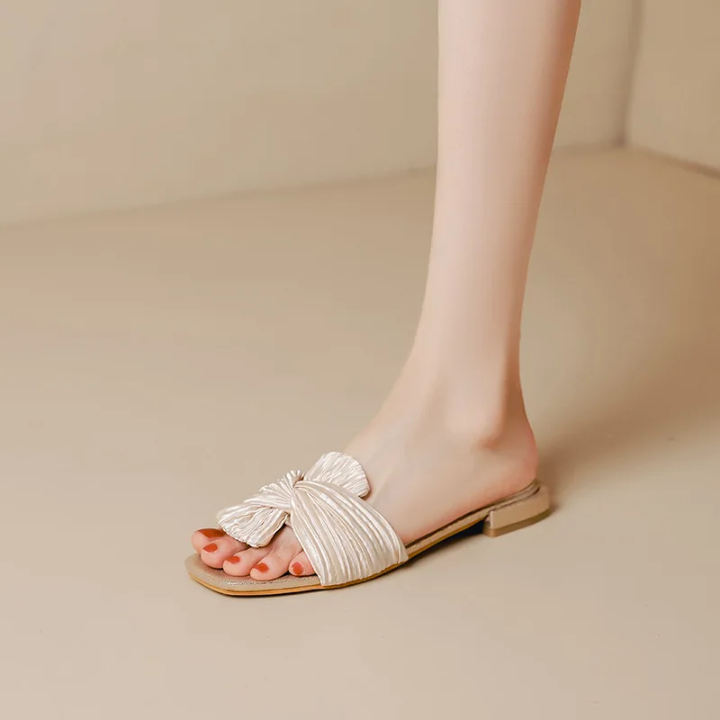 Women's Sandals Summer Outdoor Wear Soft Bottom Low Heel Knot Half Slip Beach Slippers Casual Style Pure Color
Women's Sandals Summer Outdoor Wear Soft Bottom Low Heel Knot Half Slip Beach Slippers Casual Style Pure Color