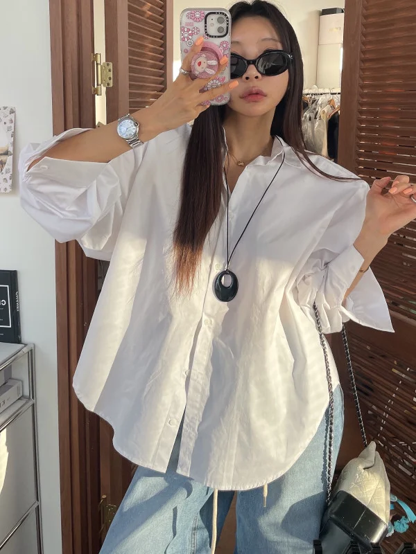 Новая весенняя женская блузка свободного кроя в корейском стиле с длинным рукавом, винтажным воротником и одной пуговицей, белая, повседневная
Новая весенняя женская блузка свободного кроя в корейском стиле с длинным рукавом, винтажным воротником и одной пуговицей, белая, повседневная