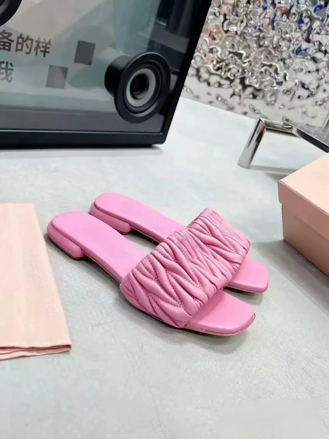 New Spring Hand-woven Sandals, Luxurious Genuine Leather Women's Slippers, Travel Sandals, Women's Casual Flats, Holiday Gifts
New Spring Hand-woven Sandals, Luxurious Genuine Leather Women's Slippers, Travel Sandals, Women's Casual Flats, Holiday Gifts