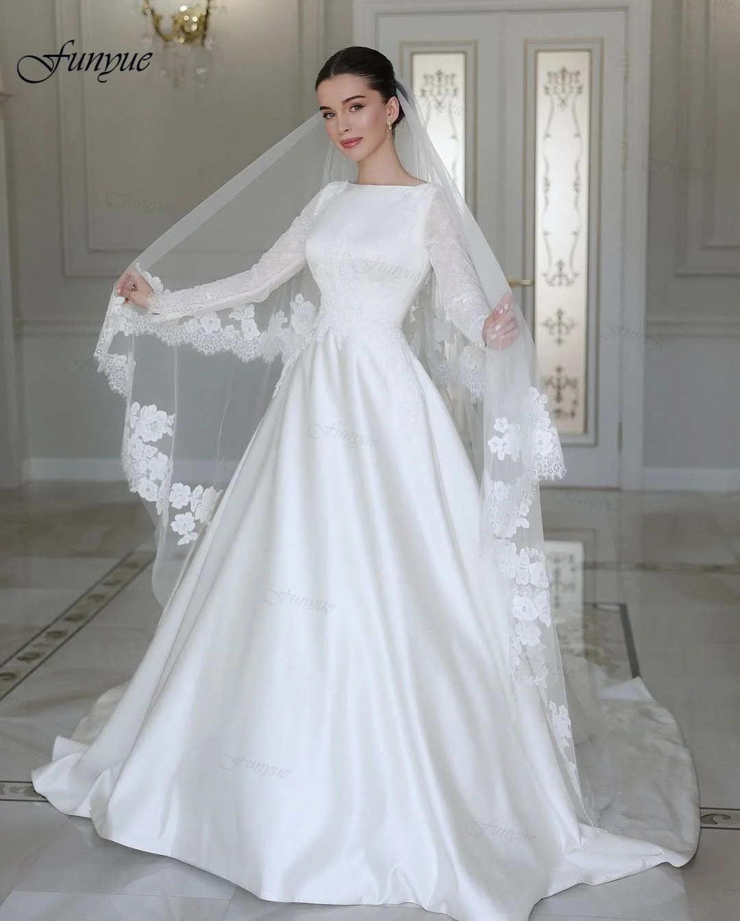 Customized Elegant Lace Long Sleeve Muslim Wedding Dress 2025 Bride with Veils Bridal Gowns A-Line Satin Vestidos De Novia New
Customized Elegant Lace Long Sleeve Muslim Wedding Dress 2025 Bride with Veils Bridal Gowns A-Line Satin Vestidos De Novia New