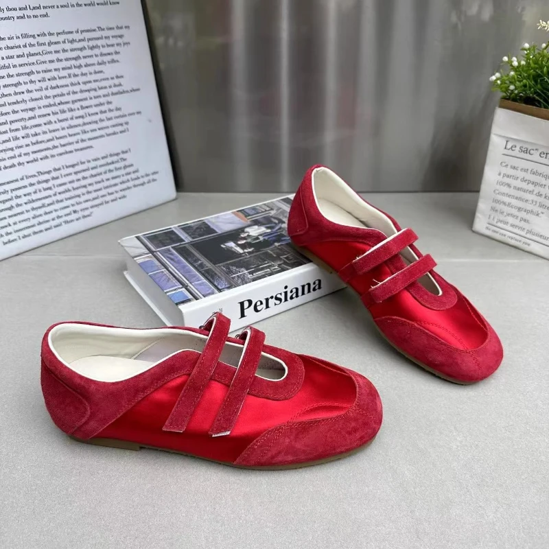 Flats Women Mules Shoes Mesh Slippers Sandals Sport Sneakers Woman 2025 Summer Brand Casual Slingback Flip Flops Mujer Zapatos
Flats Women Mules Shoes Mesh Slippers Sandals Sport Sneakers Woman 2025 Summer Brand Casual Slingback Flip Flops Mujer Zapatos