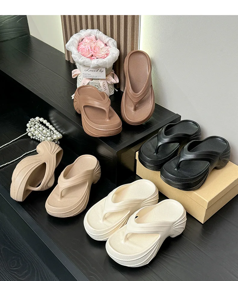 Kids'Casual Shoes Solid Color EVA Summer Flip-flops For Children Anti-slip Thick Bottom Home Slipper White Black Shoes Size 35-4
Kids'Casual Shoes Solid Color EVA Summer Flip-flops For Children Anti-slip Thick Bottom Home Slipper White Black Shoes Size 35-4