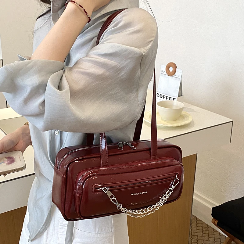 Vintage Pillow Design PU Leather Boston Handbag For Women Casual Large Capacity Shoulder Crossbody Bags Fashion Shopper Totes
Vintage Pillow Design PU Leather Boston Handbag For Women Casual Large Capacity Shoulder Crossbody Bags Fashion Shopper Totes