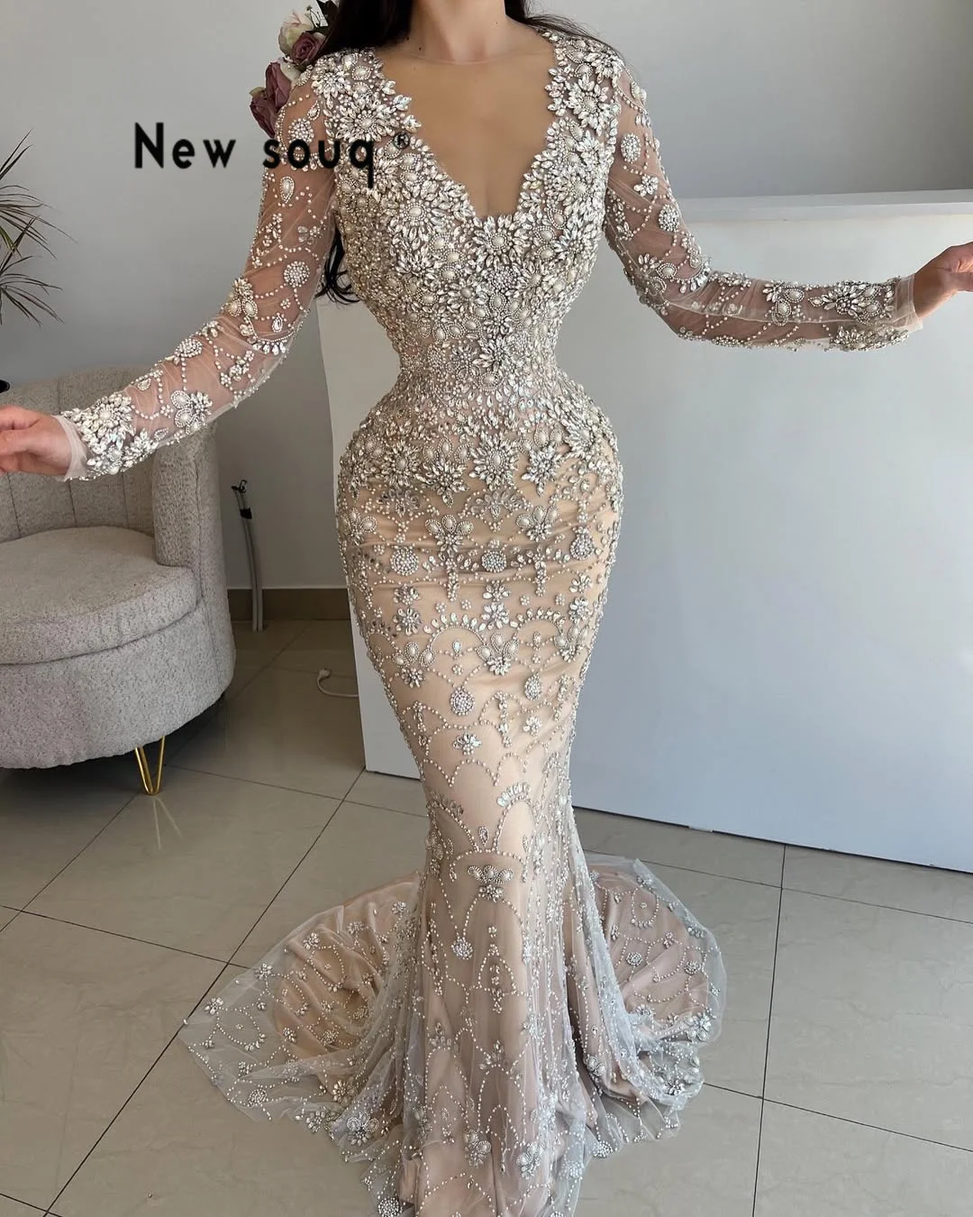 Crystals Champagne Evening Dress Long Sleeve Mermaid Celebrity Dresses 2025 Customized Luxury Arabic Wedding Prom Party Gowns
Crystals Champagne Evening Dress Long Sleeve Mermaid Celebrity Dresses 2025 Customized Luxury Arabic Wedding Prom Party Gowns