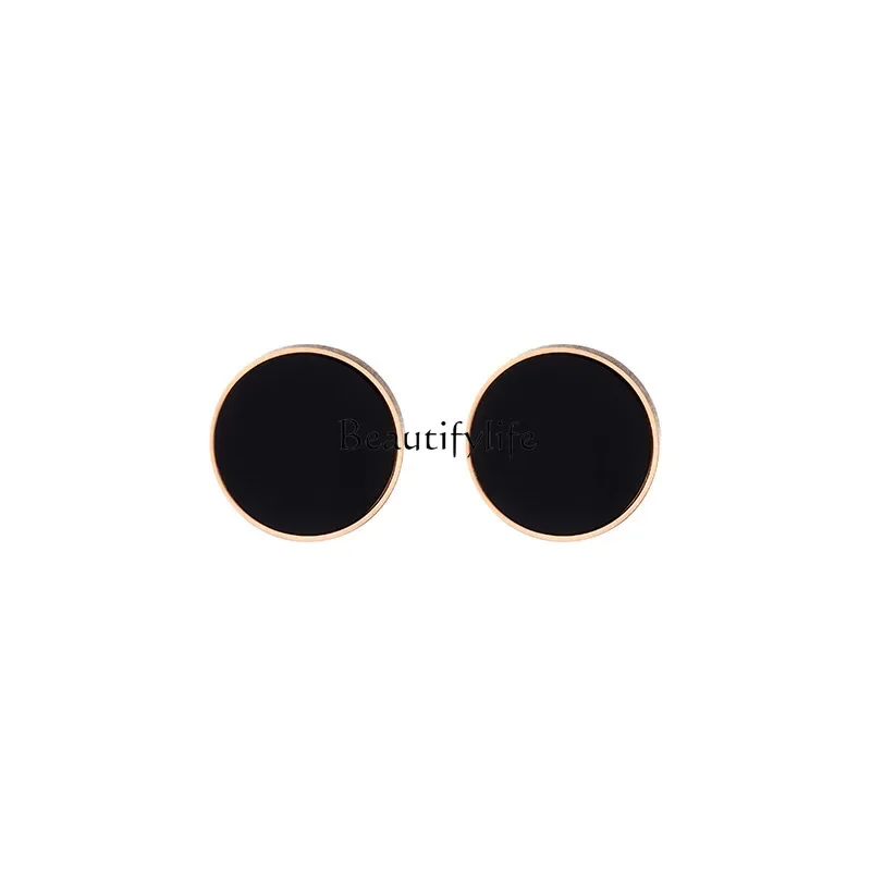 Titanium steel stud earrings black round Korean version temperament simple jewelry cute girl earrings
Titanium steel stud earrings black round Korean version temperament simple jewelry cute girl earrings