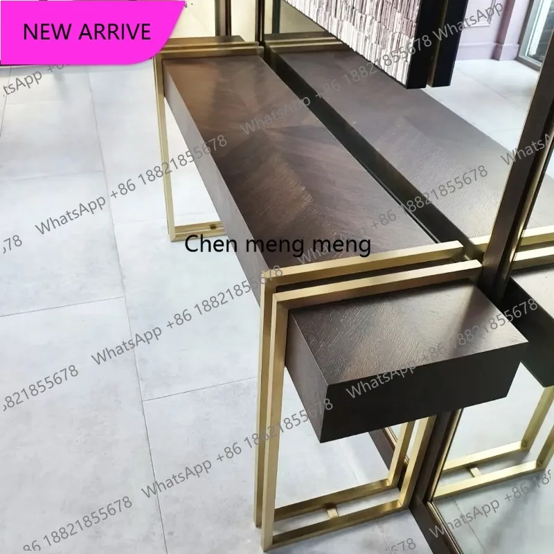 CC French light luxury metal entrance table, living room art end view table, hotel retro exhibition table
CC French light luxury metal entrance table, living room art end view table, hotel retro exhibition table