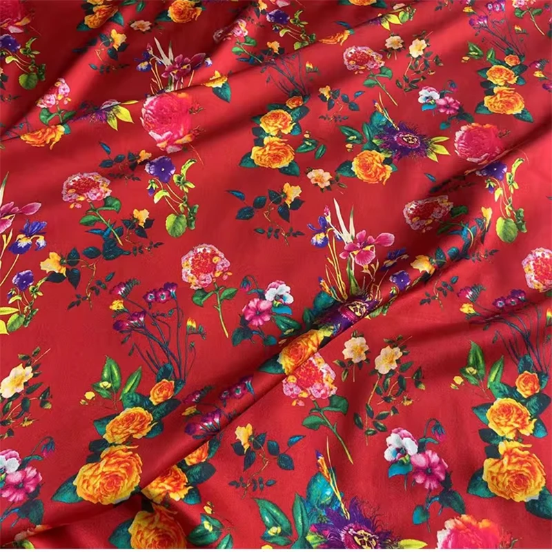 Шелковая ткань Charmeuse 19 момме, 90% шелк тутового шелкопряда, 10% спандекс, с принтом красных роз, ширина 140 см (55 дюймов), 1 метр, XY064
Шелковая ткань Charmeuse 19 момме, 90% шелк тутового шелкопряда, 10% спандекс, с принтом красных роз, ширина 140 см (55 дюймов), 1 метр, XY064