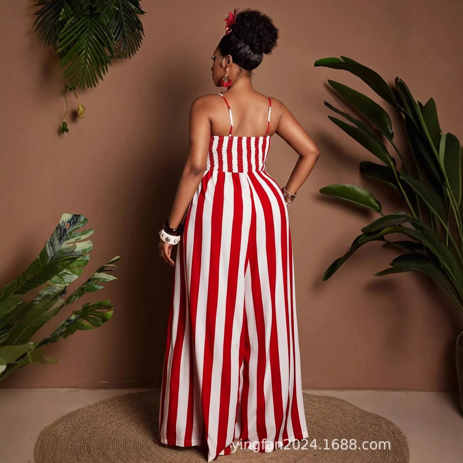 Red And White Smocked Waist Flowing Women's Summer Jumpsuit Casual Wide Leg Striped Romper Spaghetti Strap Front Knot Overalls
Red And White Smocked Waist Flowing Women's Summer Jumpsuit Casual Wide Leg Striped Romper Spaghetti Strap Front Knot Overalls