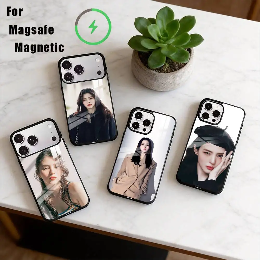 H-Han So-hee Phone Case For iPhone17,16,15,14,13,12,11 Plus,Pro Magnetic For Magsafe Wireless Charging
H-Han So-hee Phone Case For iPhone17,16,15,14,13,12,11 Plus,Pro Magnetic For Magsafe Wireless Charging