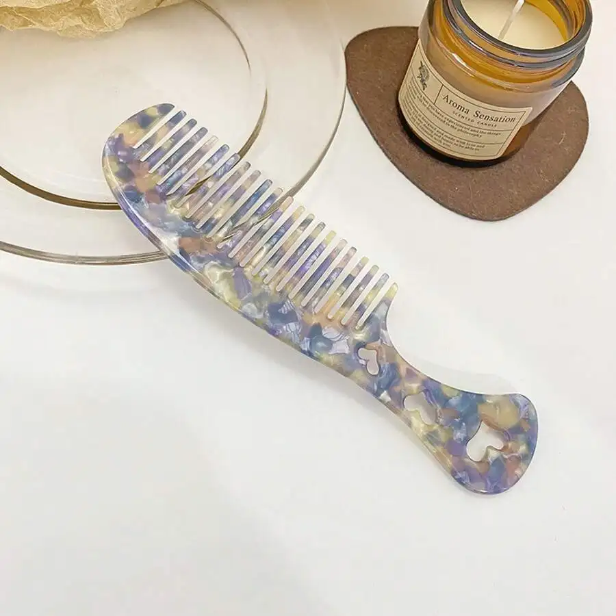 Hollow Heart Acetate Hair Comb Portable Travel Makeup Comb For Daily Use
Hollow Heart Acetate Hair Comb Portable Travel Makeup Comb For Daily Use