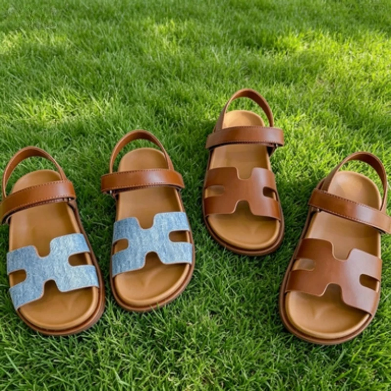 New 2026 Summer Men's and Women's Children's Sandals – Fashionable Kids' Beach Shoes in Korean Style
New 2026 Summer Men's and Women's Children's Sandals – Fashionable Kids' Beach Shoes in Korean Style