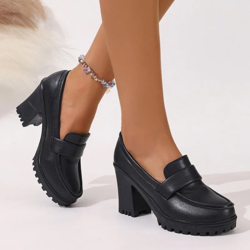 Women's Round-headed Black Elegant Leisure High Heels Spring and Autumn Comfortable Non-slip Outdoor Low-cut Shoes
Women's Round-headed Black Elegant Leisure High Heels Spring and Autumn Comfortable Non-slip Outdoor Low-cut Shoes