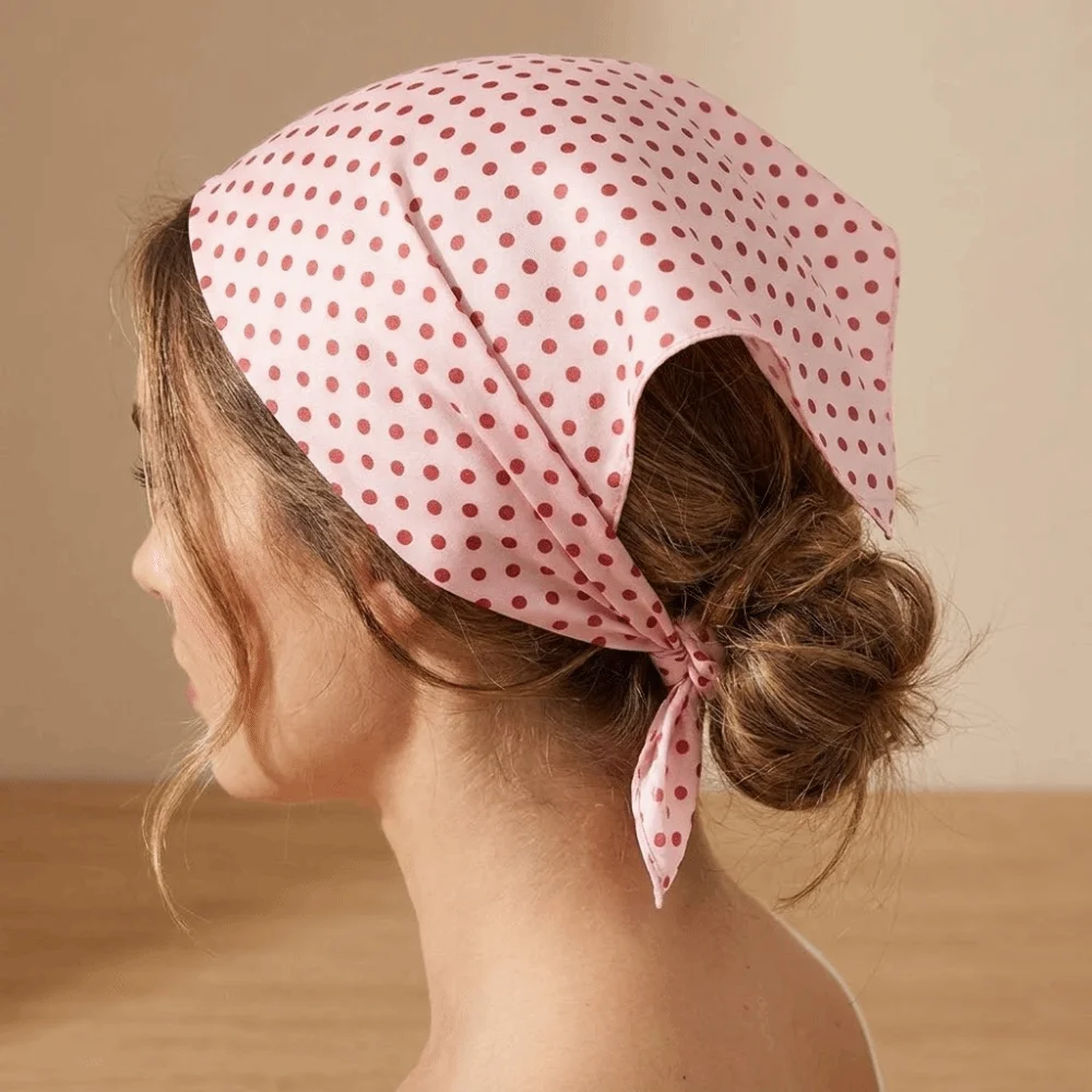 Vintage Solid Color Polka Dots Triangle Scarf Thin Versatile Bandana Neckerchief Lightweight Head Wraps Office Style
Vintage Solid Color Polka Dots Triangle Scarf Thin Versatile Bandana Neckerchief Lightweight Head Wraps Office Style