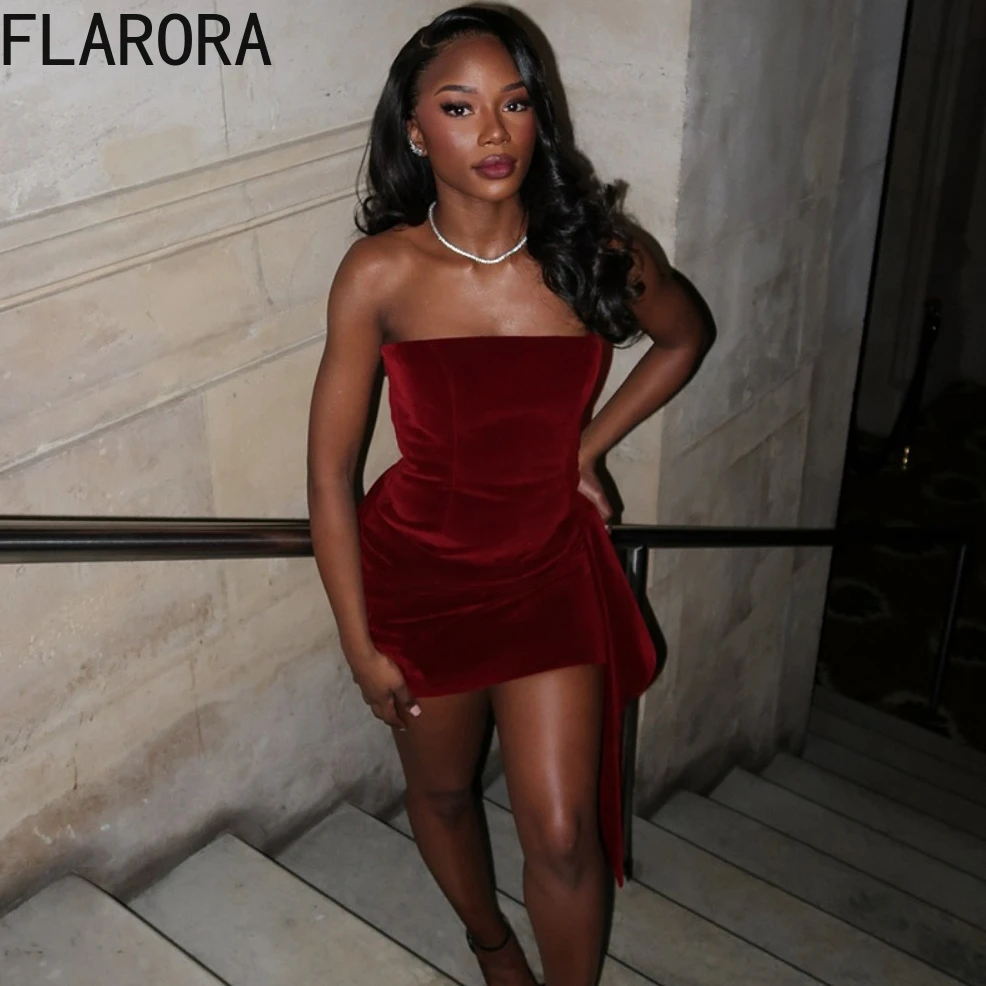 FLARORA Elegant Chic Velvet Mini Dresses Women Basic Solid Color Strapless Ribbon Irregular Dresses Sexy Fashion Party Clubwear
FLARORA Elegant Chic Velvet Mini Dresses Women Basic Solid Color Strapless Ribbon Irregular Dresses Sexy Fashion Party Clubwear