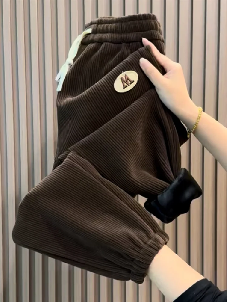 Women's Corduroy Harlan Pants Thiened Fce Lined High Waist Slimming Large Size Dad Jeans Casual Trousers Autumn Spring
Women's Corduroy Harlan Pants Thiened Fce Lined High Waist Slimming Large Size Dad Jeans Casual Trousers Autumn Spring