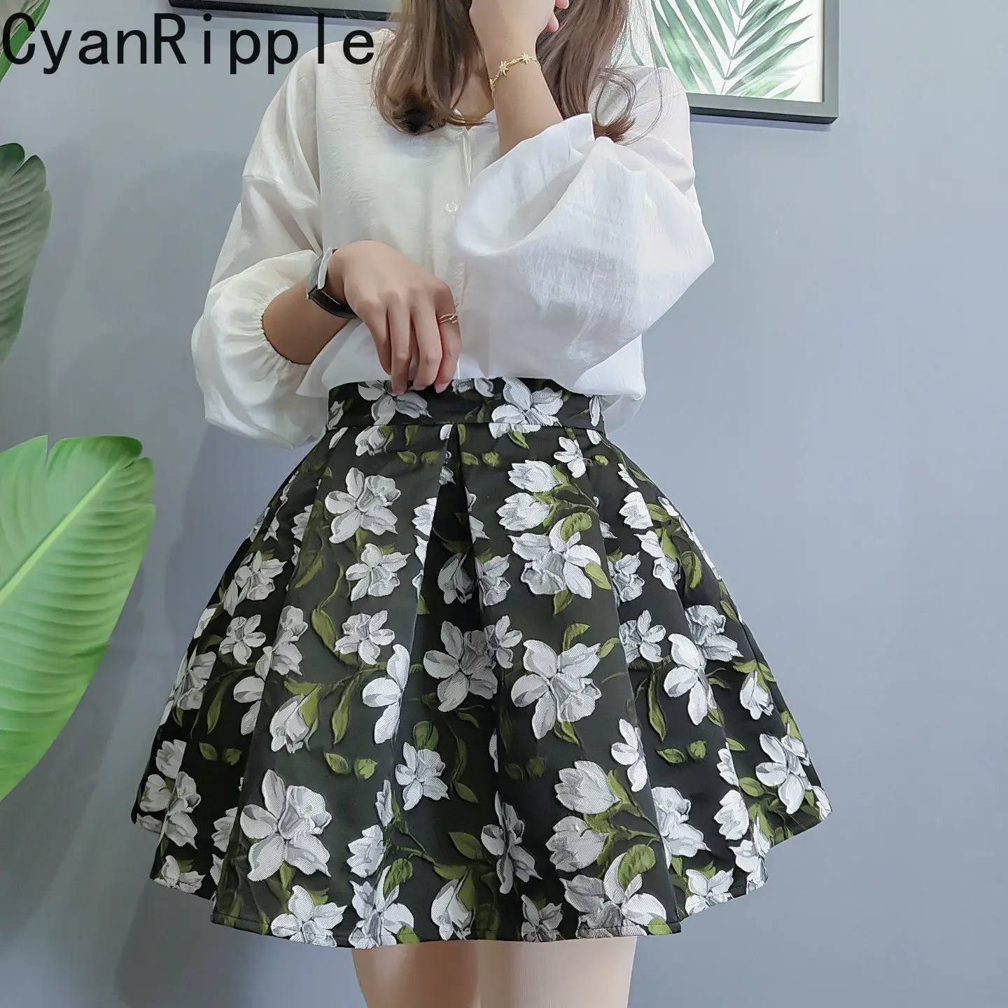 2026 New Spring Summer Small Fresh Jacquard Flowers Short A-line Skirt All-match High Waist Elegant Puffy Skirt Umbrella Skirts
2026 New Spring Summer Small Fresh Jacquard Flowers Short A-line Skirt All-match High Waist Elegant Puffy Skirt Umbrella Skirts