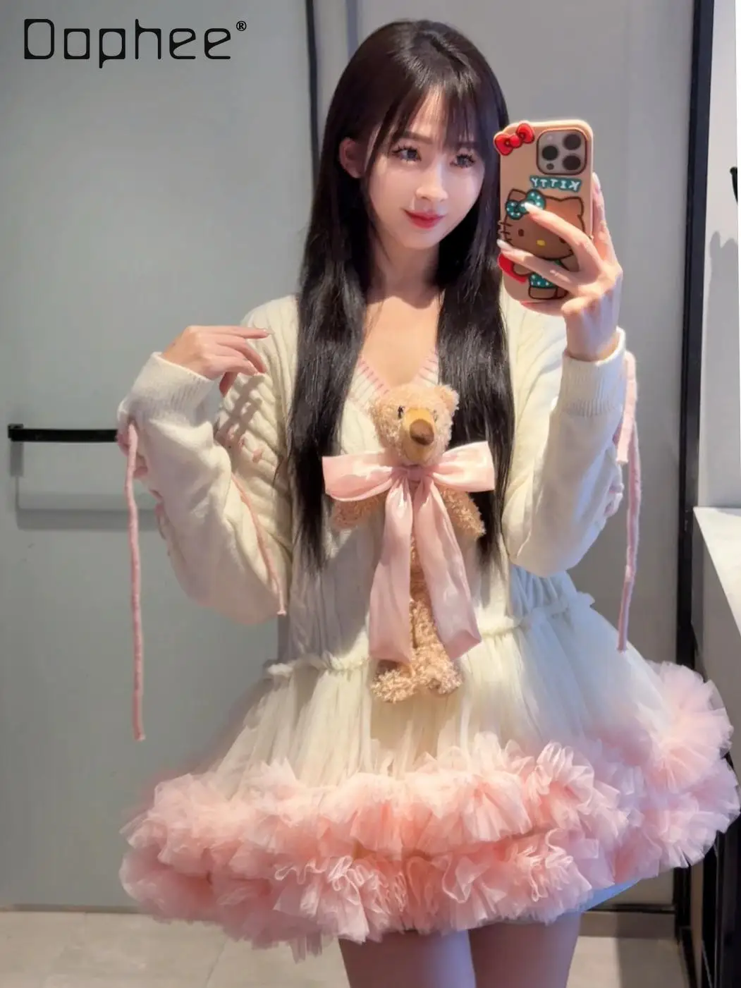 Autumn and Winter Splicing Heavy Industry Mesh Fluffy Bear Doll Loose Cute Sweater Dress Elegant and Chic Dress for Women
Autumn and Winter Splicing Heavy Industry Mesh Fluffy Bear Doll Loose Cute Sweater Dress Elegant and Chic Dress for Women