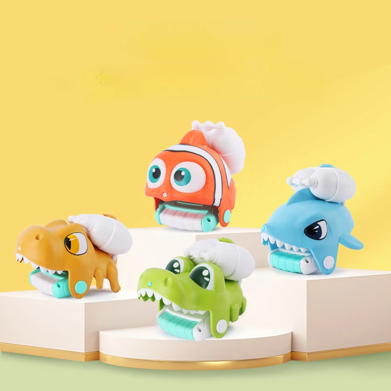 Children's toys holding water spray guns, bathing beach children's water park toys
Children's toys holding water spray guns, bathing beach children's water park toys
