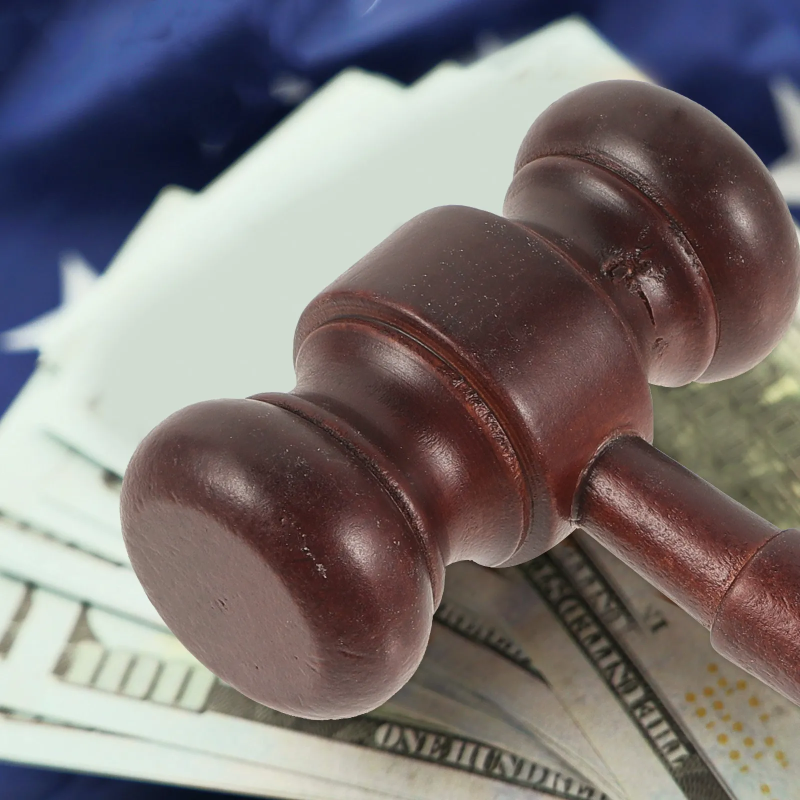 1Set Premium Solid Wood Gavel for Judges Lawyers Auctioneers Board Chairs Clear Resonant Knock Sound Easy Carry Compact Storage
1Set Premium Solid Wood Gavel for Judges Lawyers Auctioneers Board Chairs Clear Resonant Knock Sound Easy Carry Compact Storage