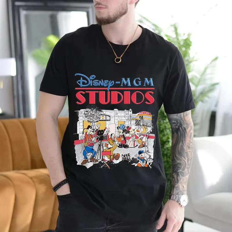 2025 Men's Disney Mickey And Friends Retro Printed T-Shirt Cotton Short Sleeve Casual Breathable Daily Loose Top Unisex Clothing
2025 Men's Disney Mickey And Friends Retro Printed T-Shirt Cotton Short Sleeve Casual Breathable Daily Loose Top Unisex Clothing