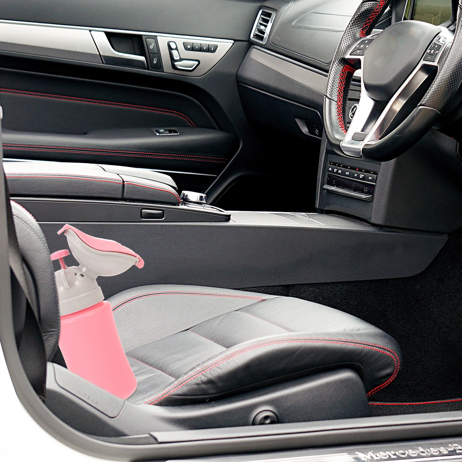 1Pcs Portable Urinal for Car Emergency Travel Use Lightweight Urine Bottle for Kids Girls Outdoor Camping Road Trips
1Pcs Portable Urinal for Car Emergency Travel Use Lightweight Urine Bottle for Kids Girls Outdoor Camping Road Trips