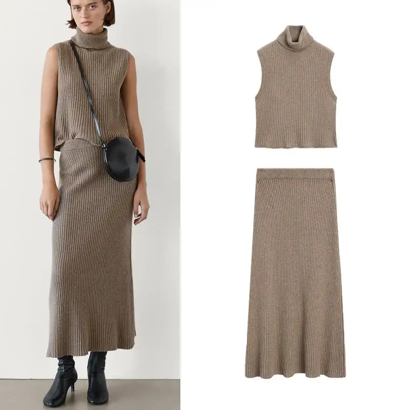 Вязаная юбка-миди с высоким воротником и свитер, длинный трикотаж в рубчик свека, модный ансамбль для женщин, весенний сезон 2025
Вязаная юбка-миди с высоким воротником и свитер, длинный трикотаж в рубчик свека, модный ансамбль для женщин, весенний сезон 2025