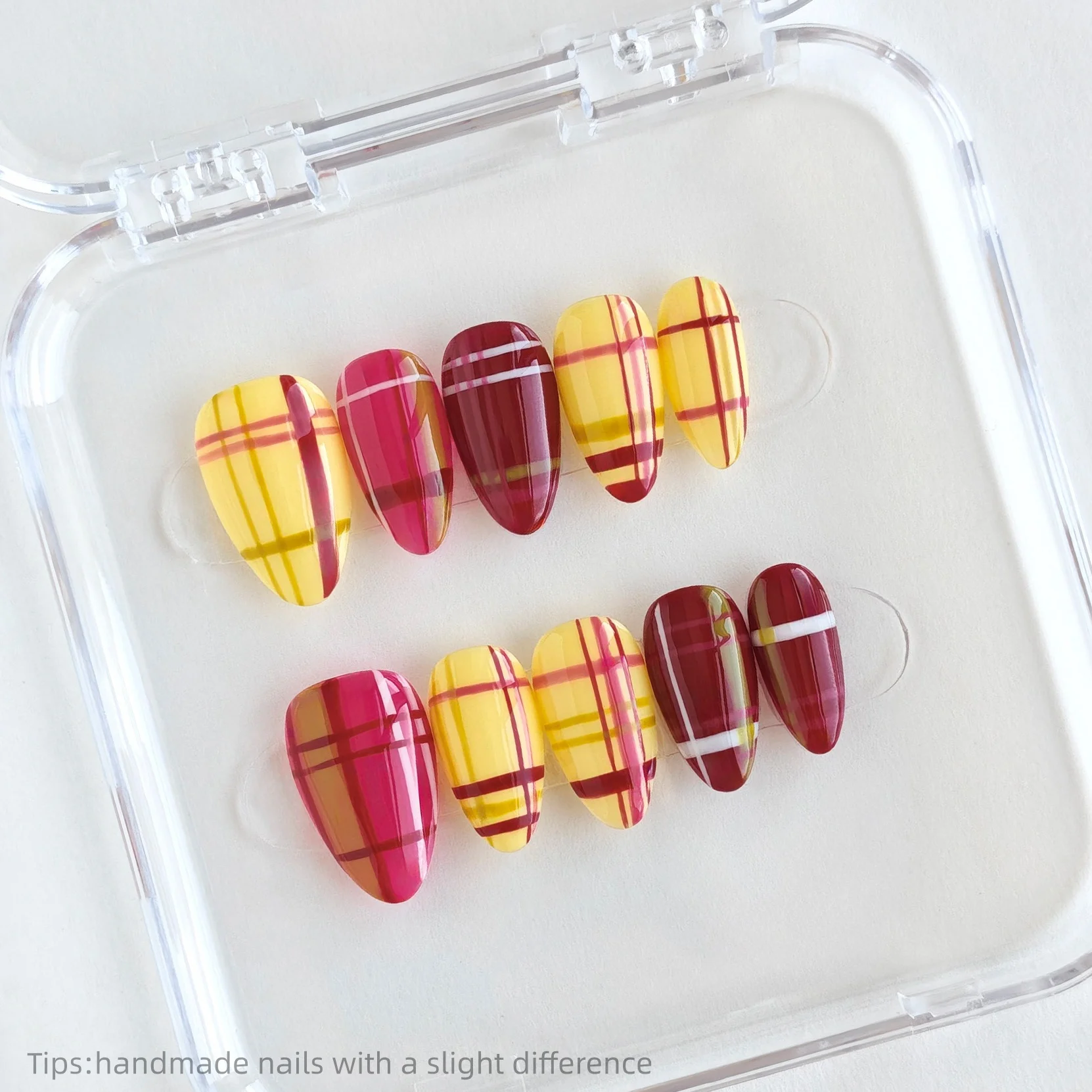 10 шт., желтый, красный, клетчатый пресс для ногтей ручной работы, миндаль, полное покрытие, носимые многоразовые модные накладные ногти 2026
10 шт., желтый, красный, клетчатый пресс для ногтей ручной работы, миндаль, полное покрытие, носимые многоразовые модные накладные ногти 2026